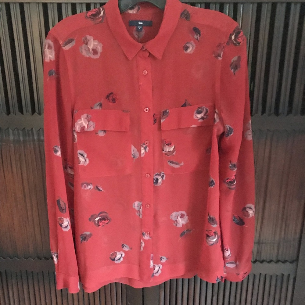 Floral design Gap blouse